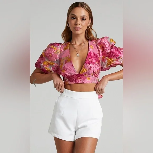 NWT BRAILEY TOP - PUFF SLEEVE CROP TOP IN PINK JACQUARD SZ 8 US 🩷✨✨🔥🔥 - Picture 5 of 8